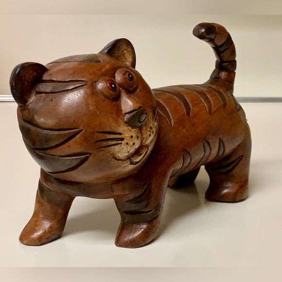 Vintage Mid Century Antique Solid Hand Carved Baby Tiger Cat Figurine Sculpture - Picture 5 of 16